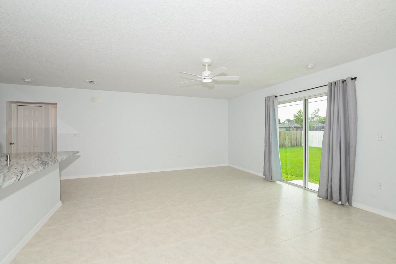 3076 SW Lucerne Street Sw, Unit 3076, Port Saint Lucie, FL 34953 Photo