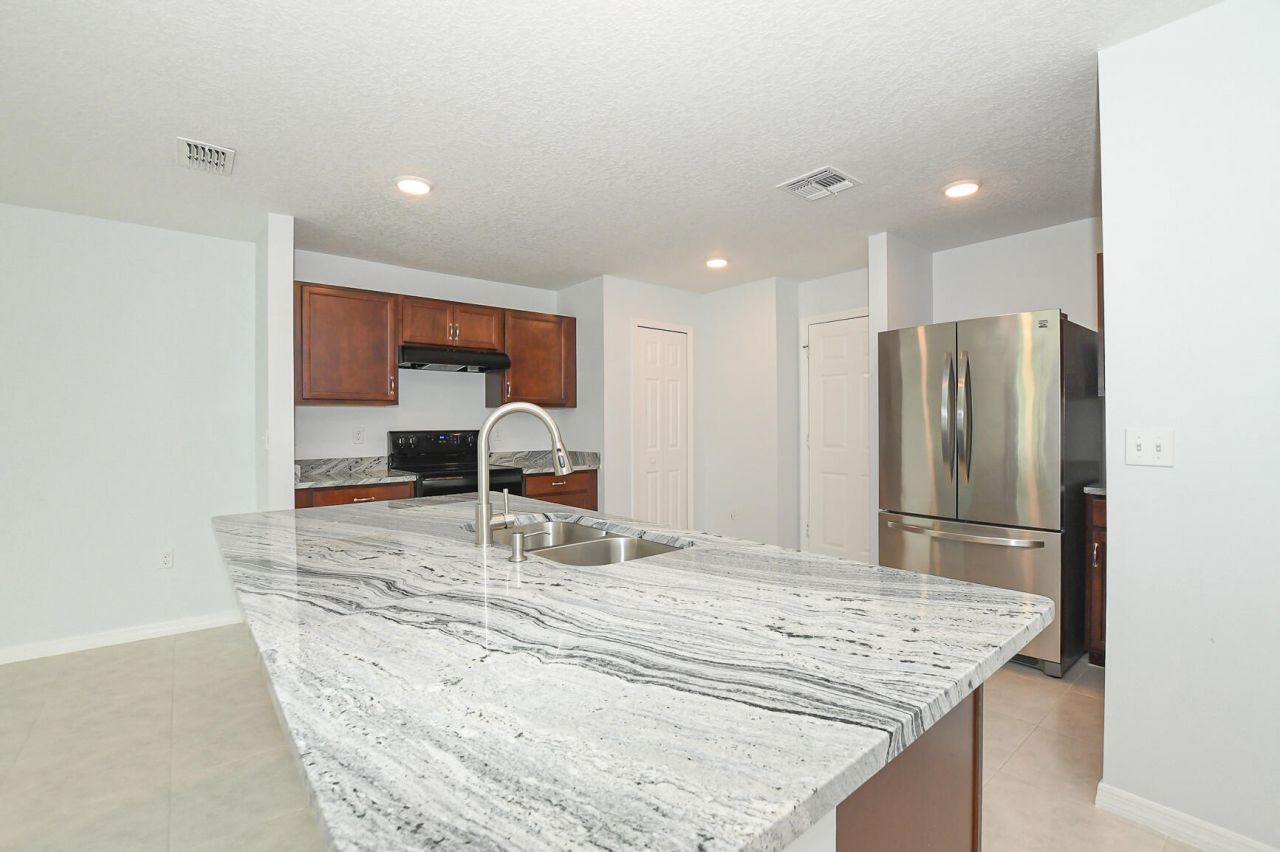 3076 SW Lucerne Street Sw, Unit 3076, Port Saint Lucie, FL 34953 Photo