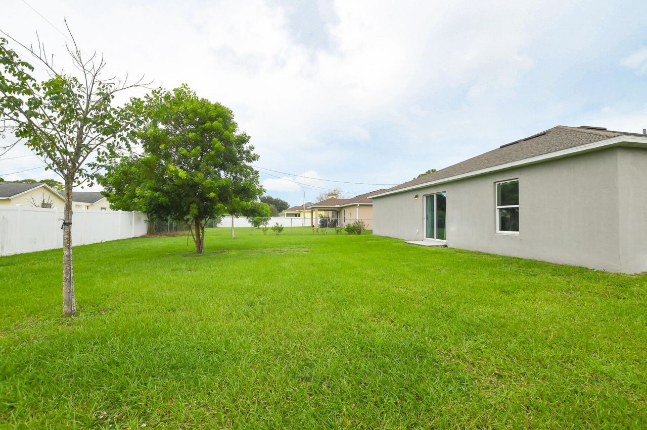 3076 SW Lucerne Street Sw, Unit 3076, Port Saint Lucie, FL 34953 Photo
