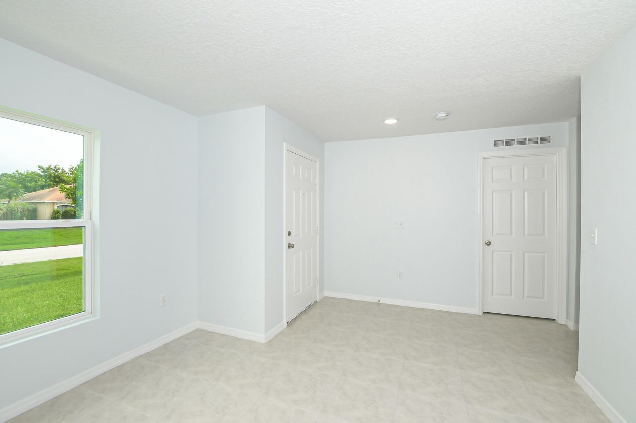 3076 SW Lucerne Street Sw, Unit 3076, Port Saint Lucie, FL 34953 Photo
