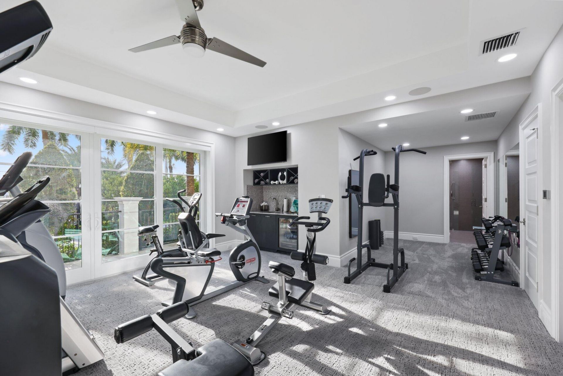 1001 Hillsboro Mile, Hillsboro Beach, FL 33062 Photo