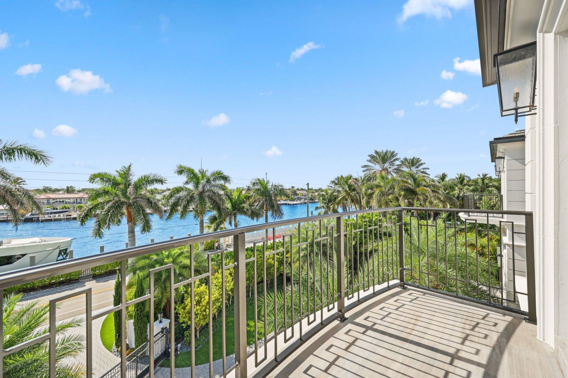 1001 Hillsboro Mile, Hillsboro Beach, FL 33062 Photo