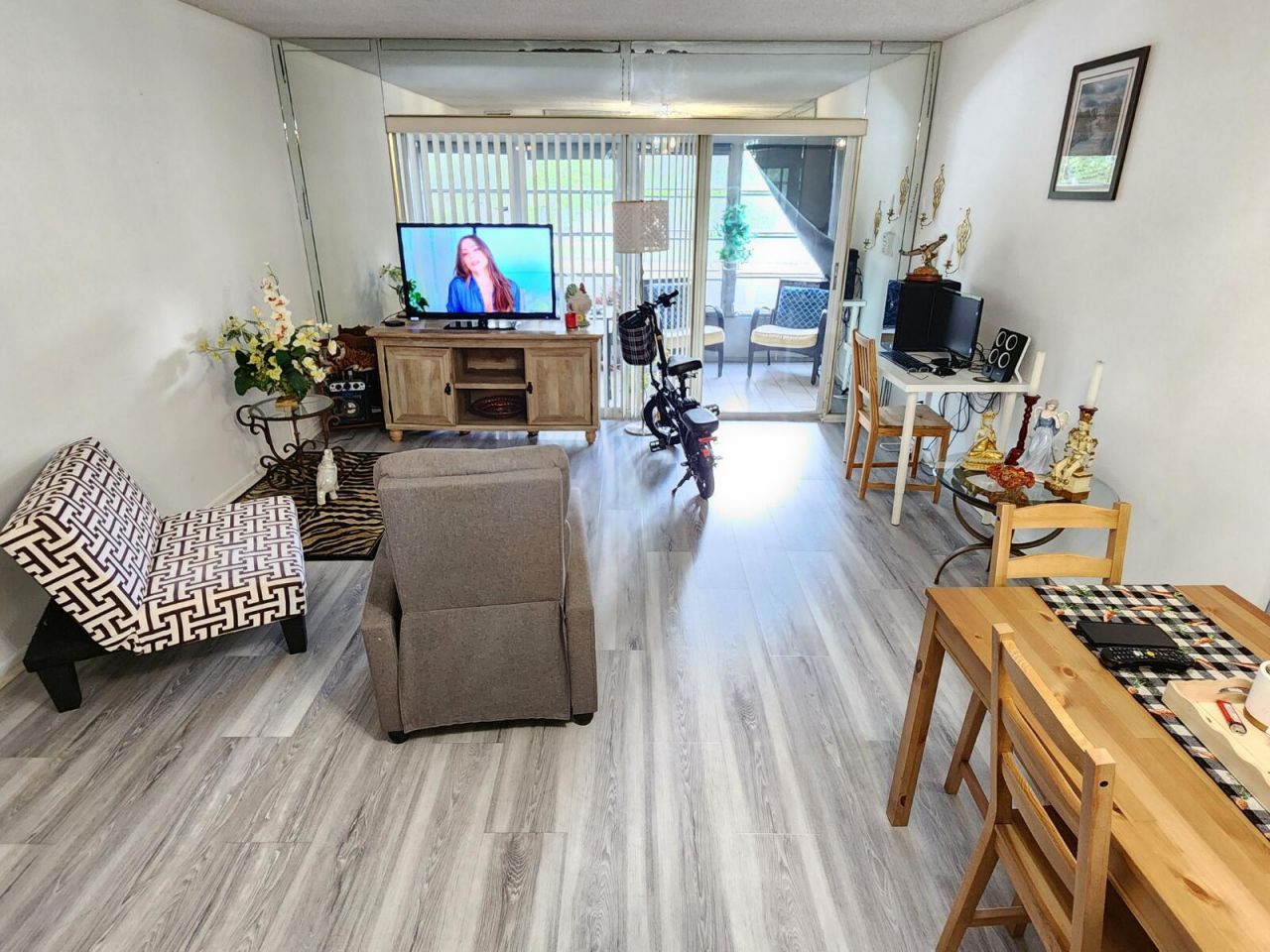 8842 W Mcnab Road, Unit 205, Tamarac, FL 33321 Photo