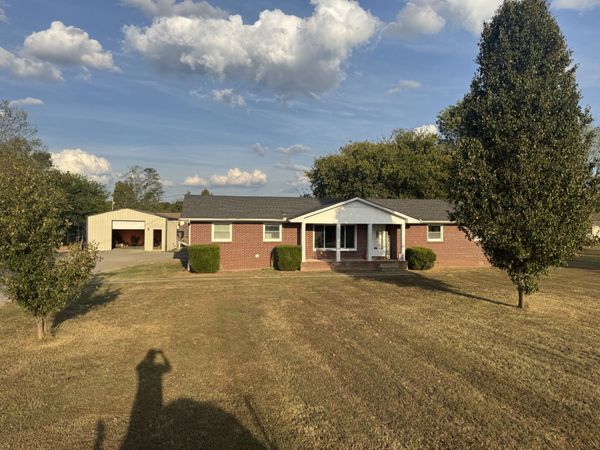 2908 Midland Rd , Shelbyville, TN 37160