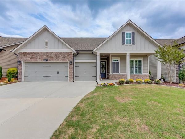 6971 Scenic Overlook Trace , Flowery Branch, GA 30542