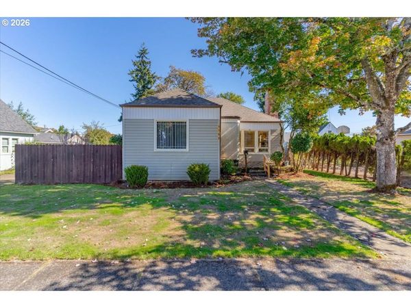1162 SE LYLE ST, Dallas, OR 97338