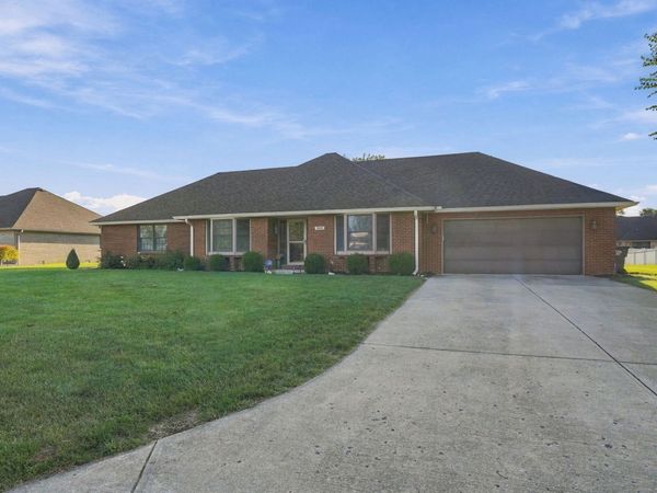 842 Deerfield Road , Anderson, IN 46012