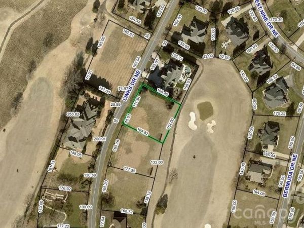 3622 Links Drive NE, Conover, NC 28613