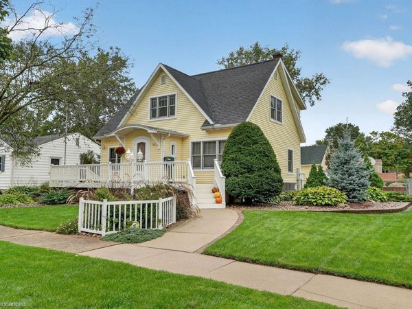 1503 Franklin Street, Cedar Falls, IA 50613