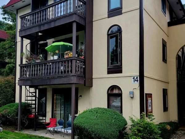14 Granada Crescent, Unit 19, White Plains, NY 10603