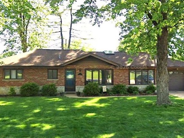 8845 Fox Park Drive, Crestwood, MO 63126