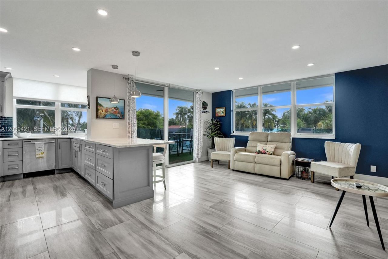 2639 N Riverside Dr , Unit 203, Pompano Beach, FL 33062 Photo