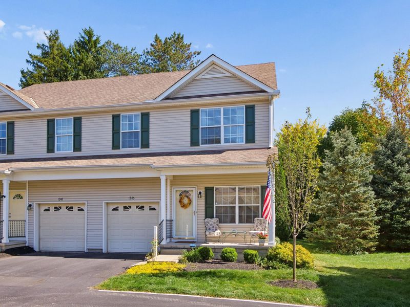 1246 Hall Lane, Gahanna, OH 43230 Photo 3