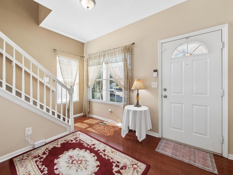 1246 Hall Lane, Gahanna, OH 43230 Photo 4