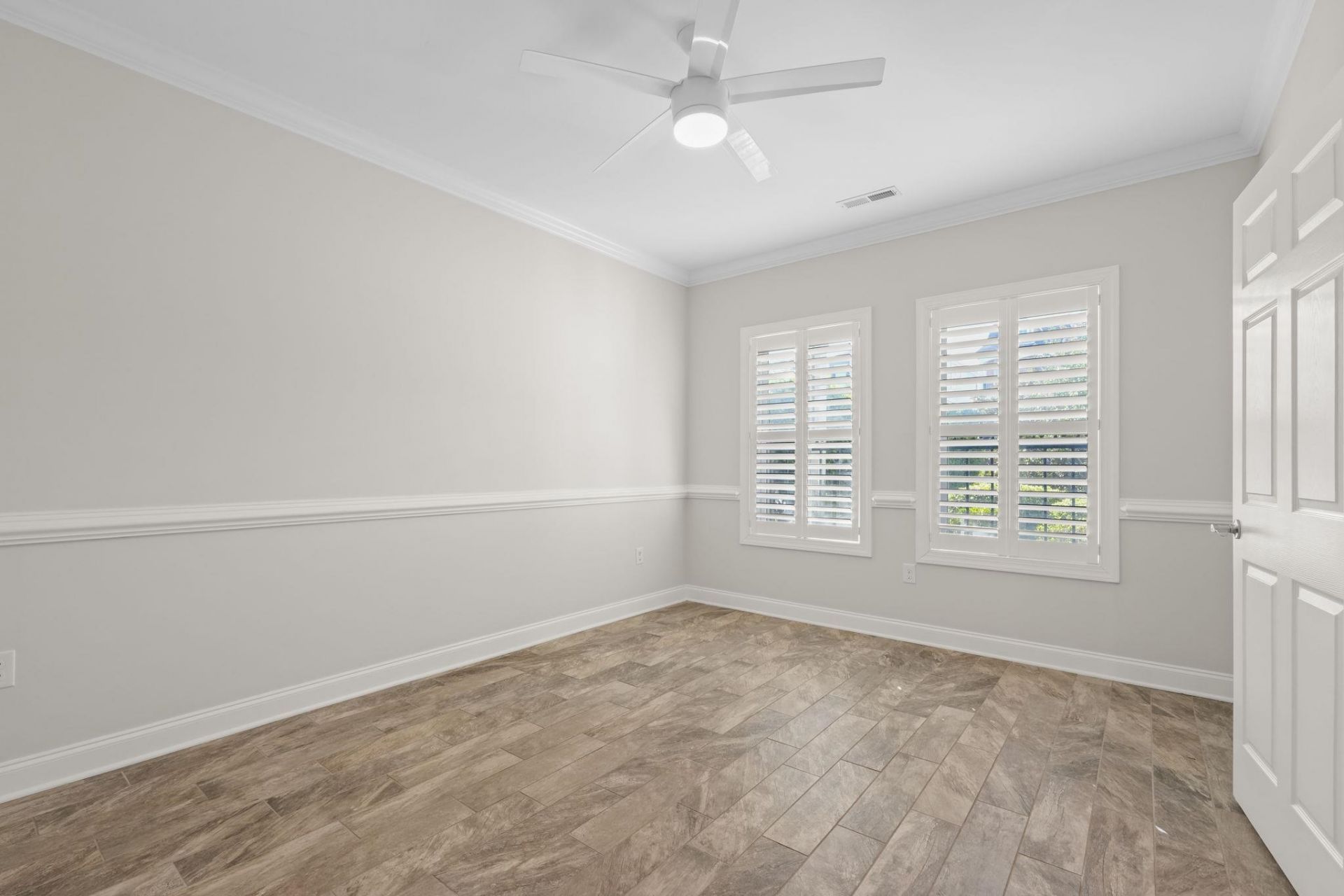 358 Saint Julian Ln. Photo 31