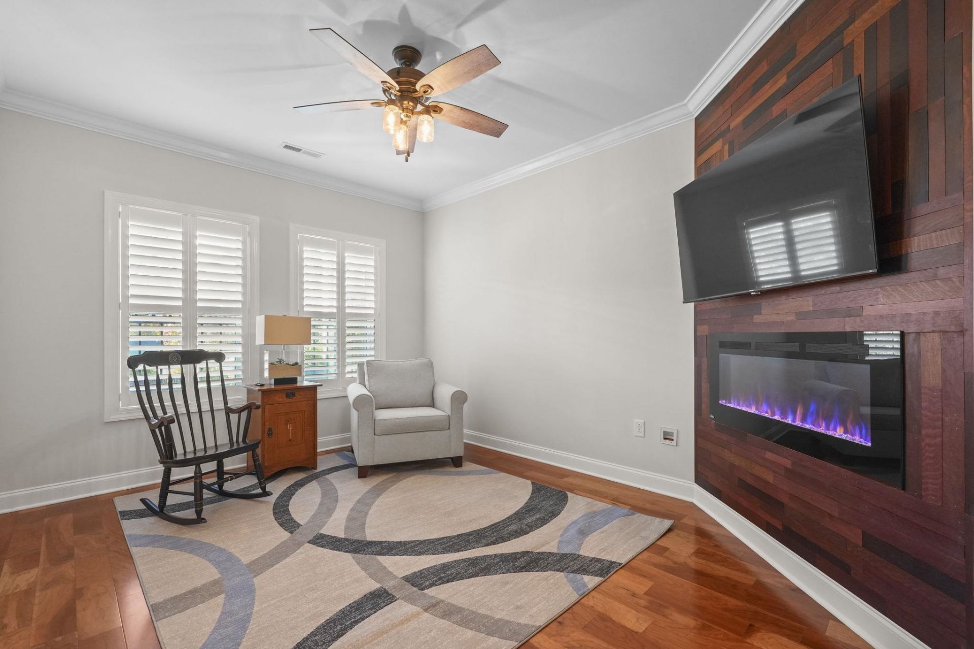 358 Saint Julian Ln. Photo 33