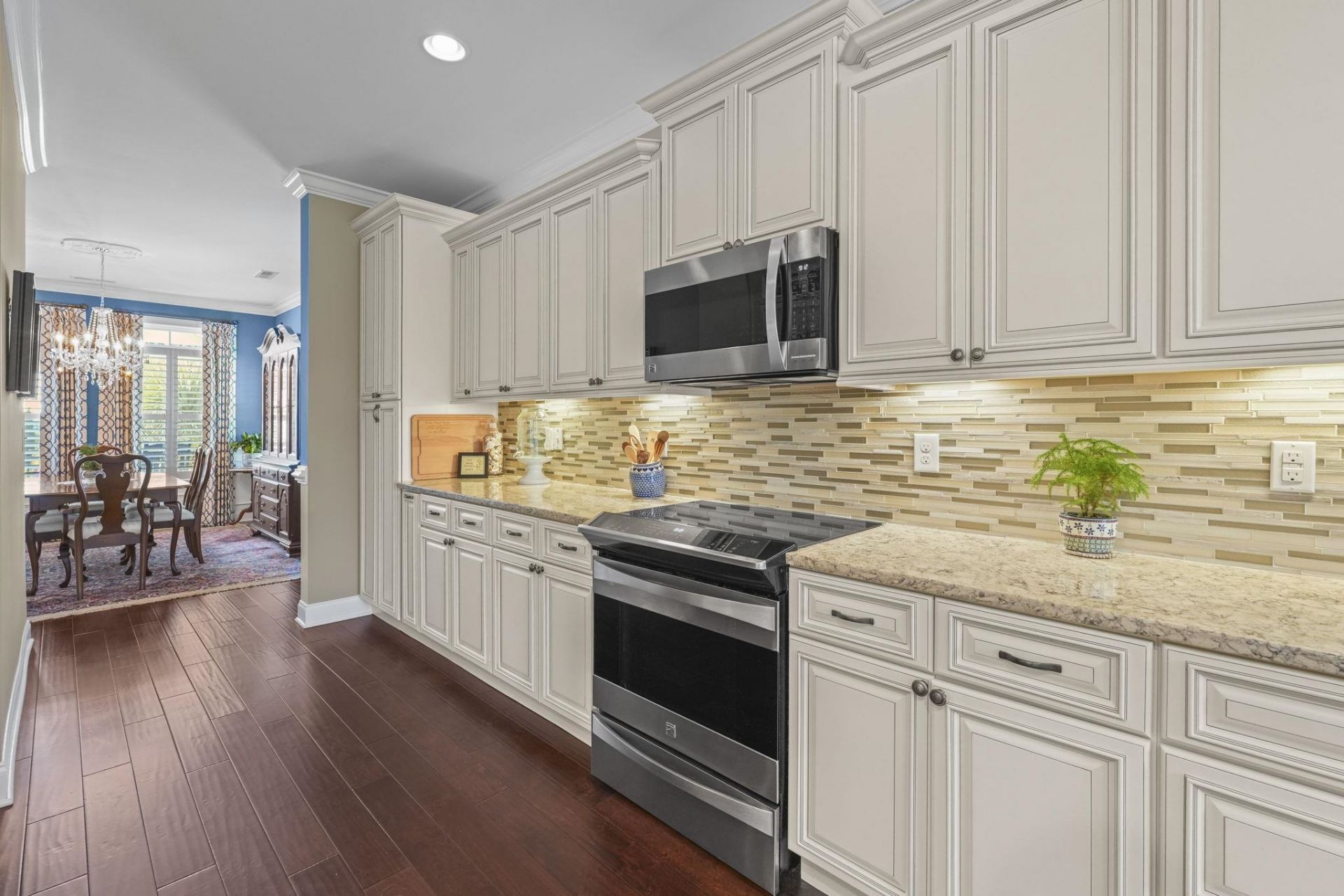 358 Saint Julian Ln. Photo 9