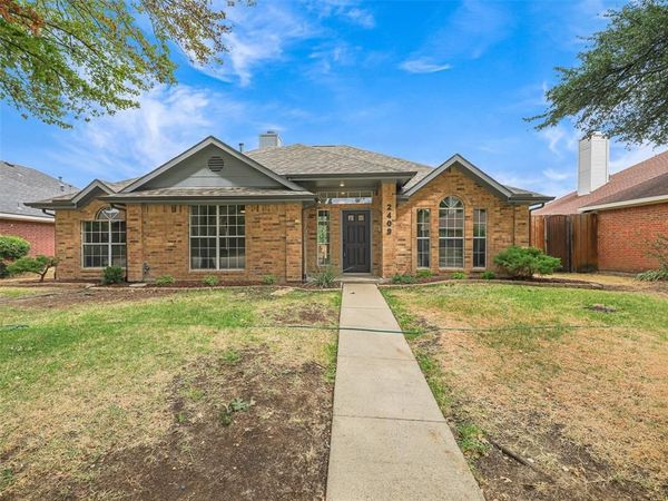 2409 Hedgeway Circle , Garland, TX 75044