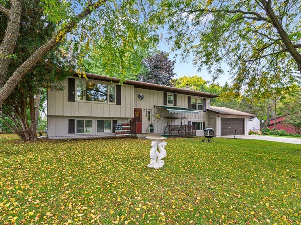 1428 11th Avenue NE, Faribault, MN 55021