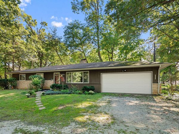 747 Waverly Road, La Porte, IN 46350