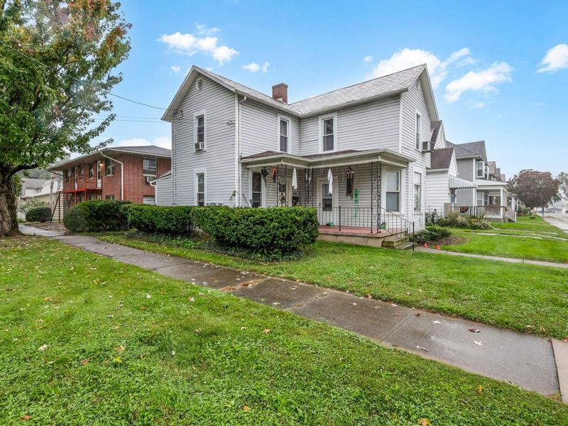 302 Reber Avenue, Lancaster, OH 43130 Photo 1
