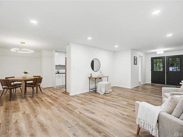 5705 Allen Park Drive, Tipp City, OH 45371