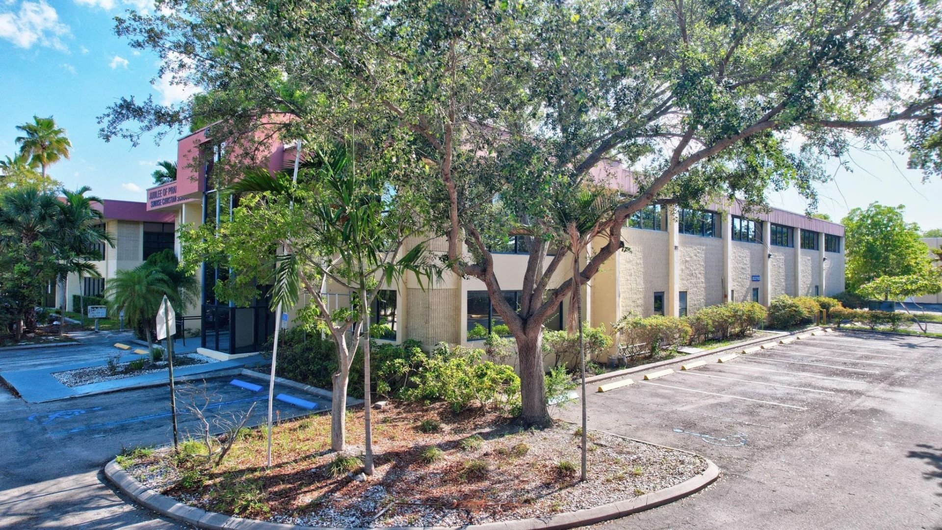 4505 NW 103rd Avenue, Sunrise, FL 33351 Photo