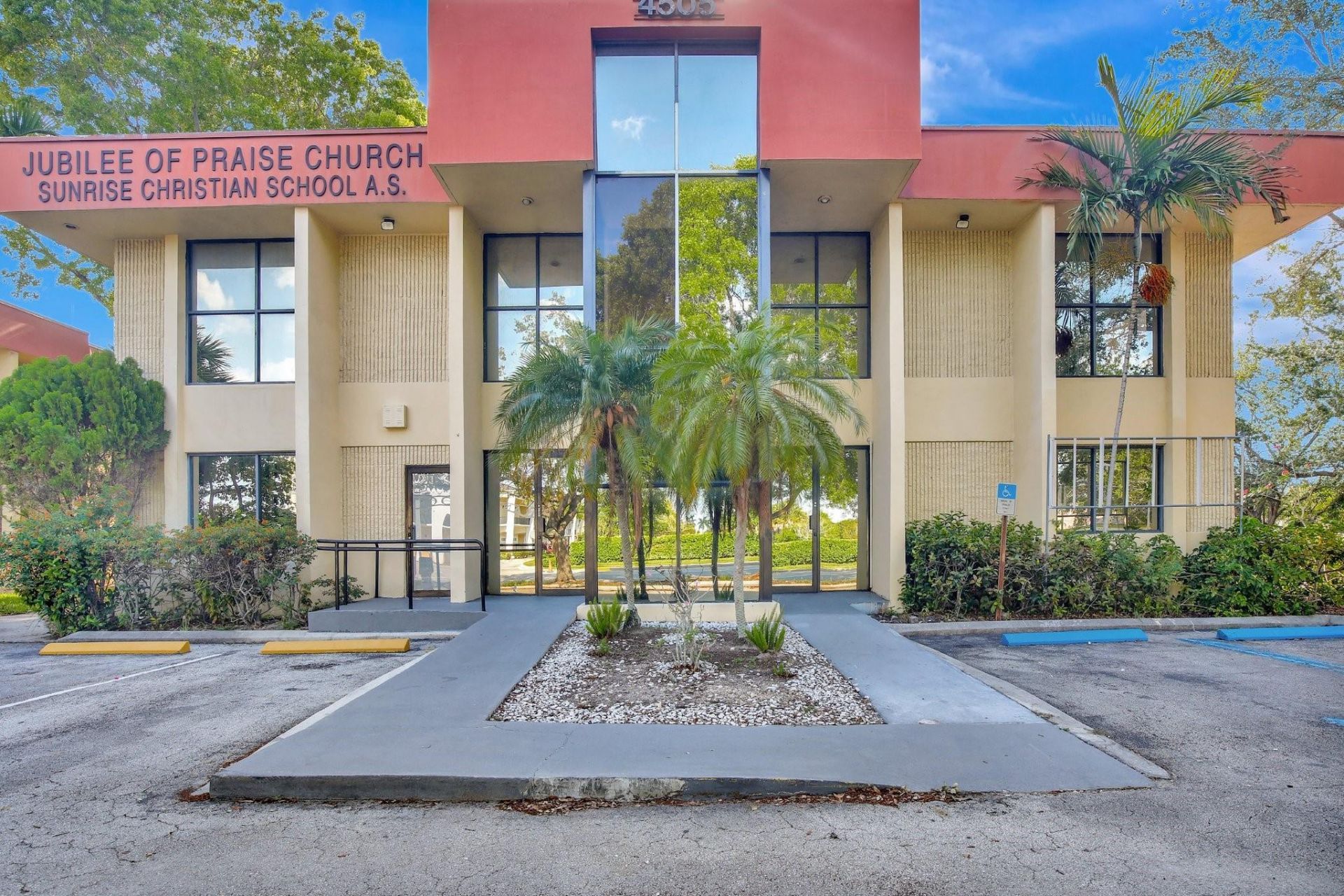 4505 NW 103rd Avenue, Sunrise, FL 33351 Photo