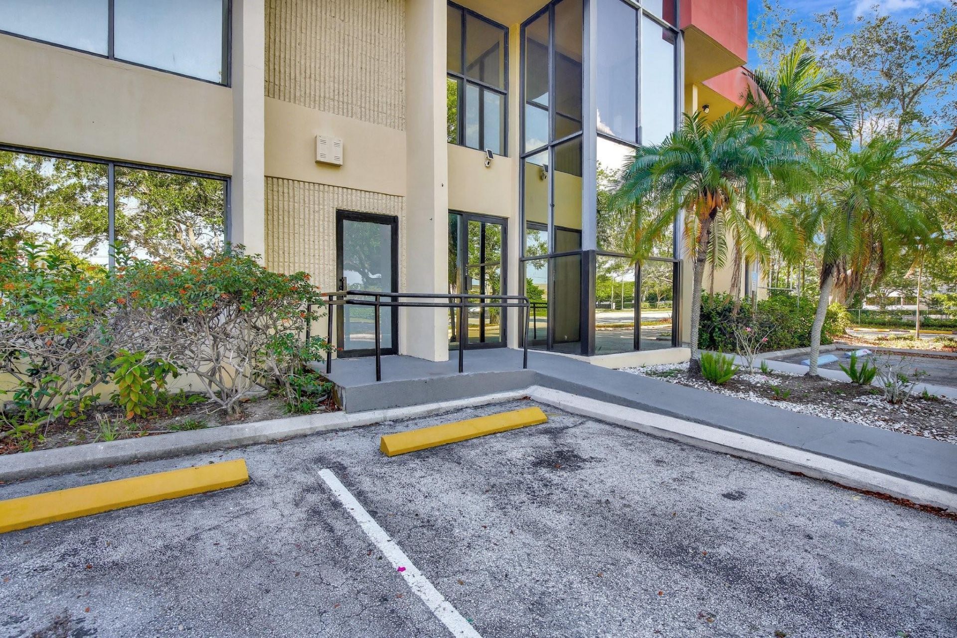 4505 NW 103rd Avenue, Sunrise, FL 33351 Photo