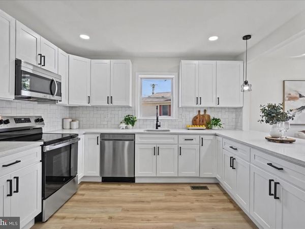 936 GENINE COURT , GLEN BURNIE, MD 21060