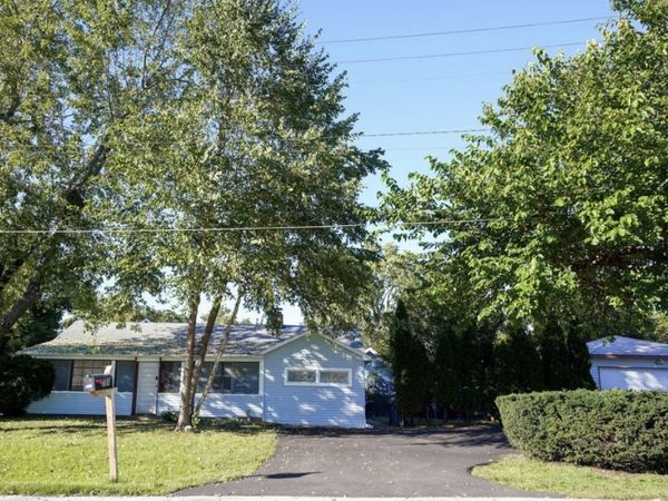 780 Melrose Avenue , Aurora, IL 60505