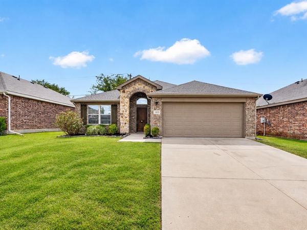 1413 Thibodaux Drive , Greenville, TX 75402