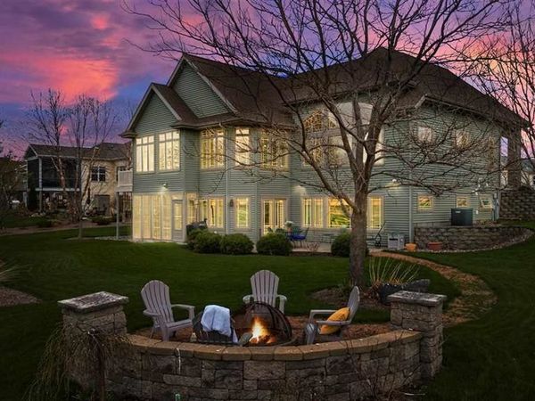 328 Vista Circle, Columbus, WI 53925