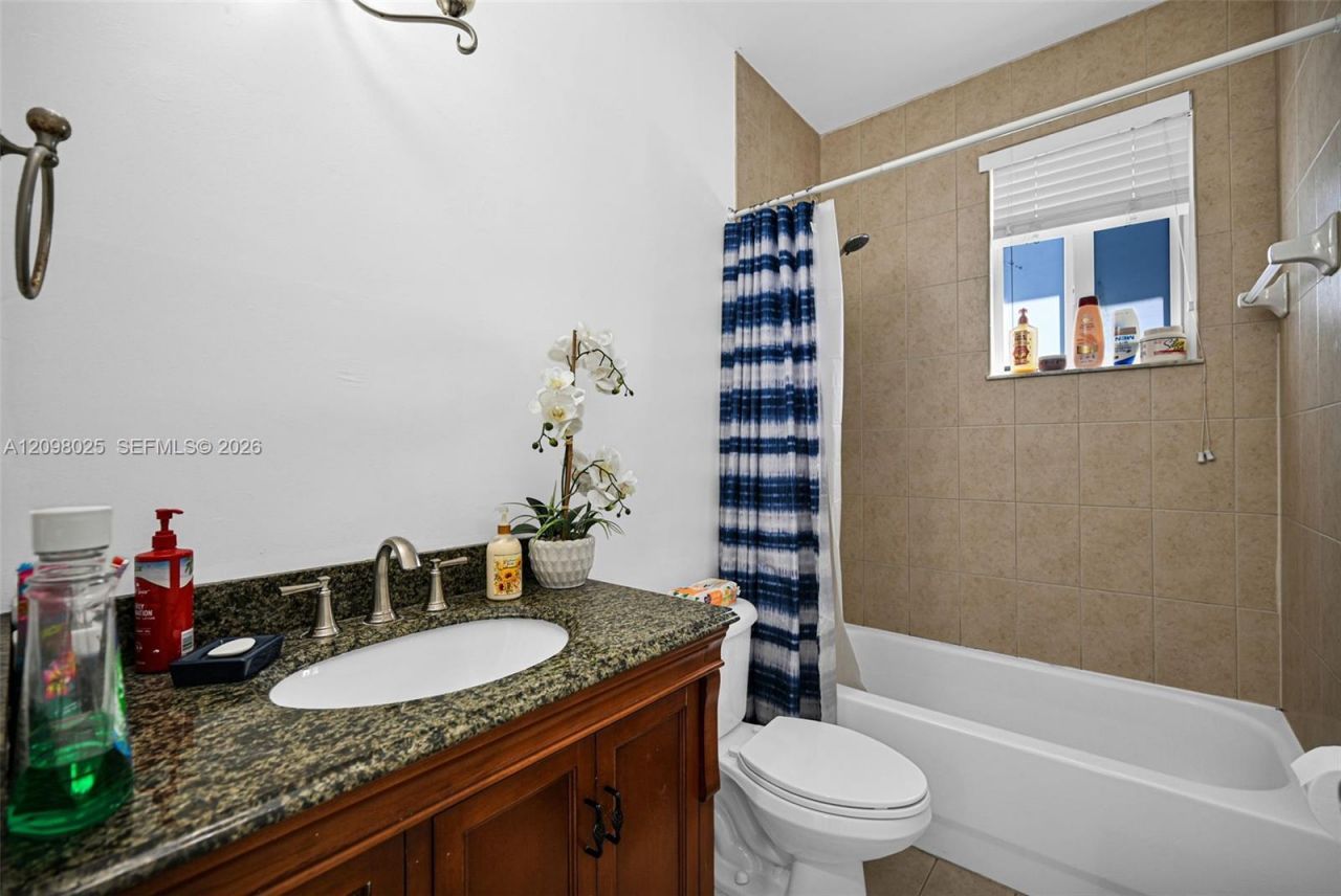 20111 SW 128th Ct , Miami, FL 33177 Photo