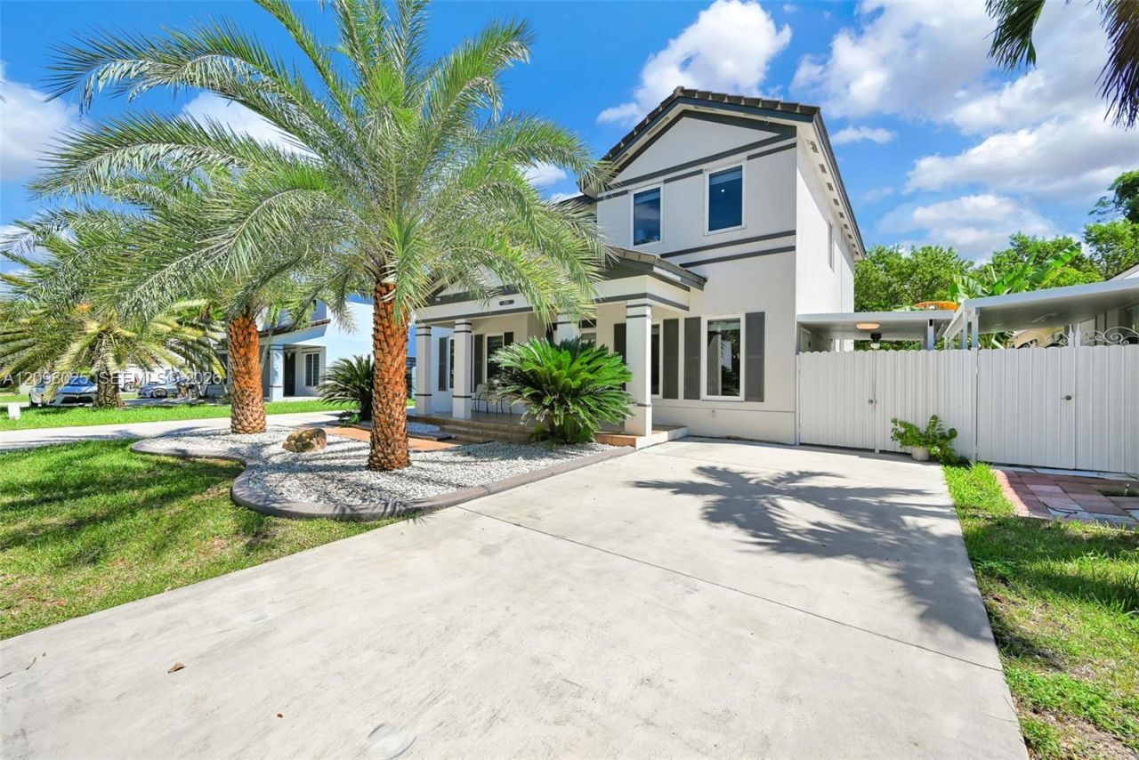 20111 SW 128th Ct , Miami, FL 33177 Photo