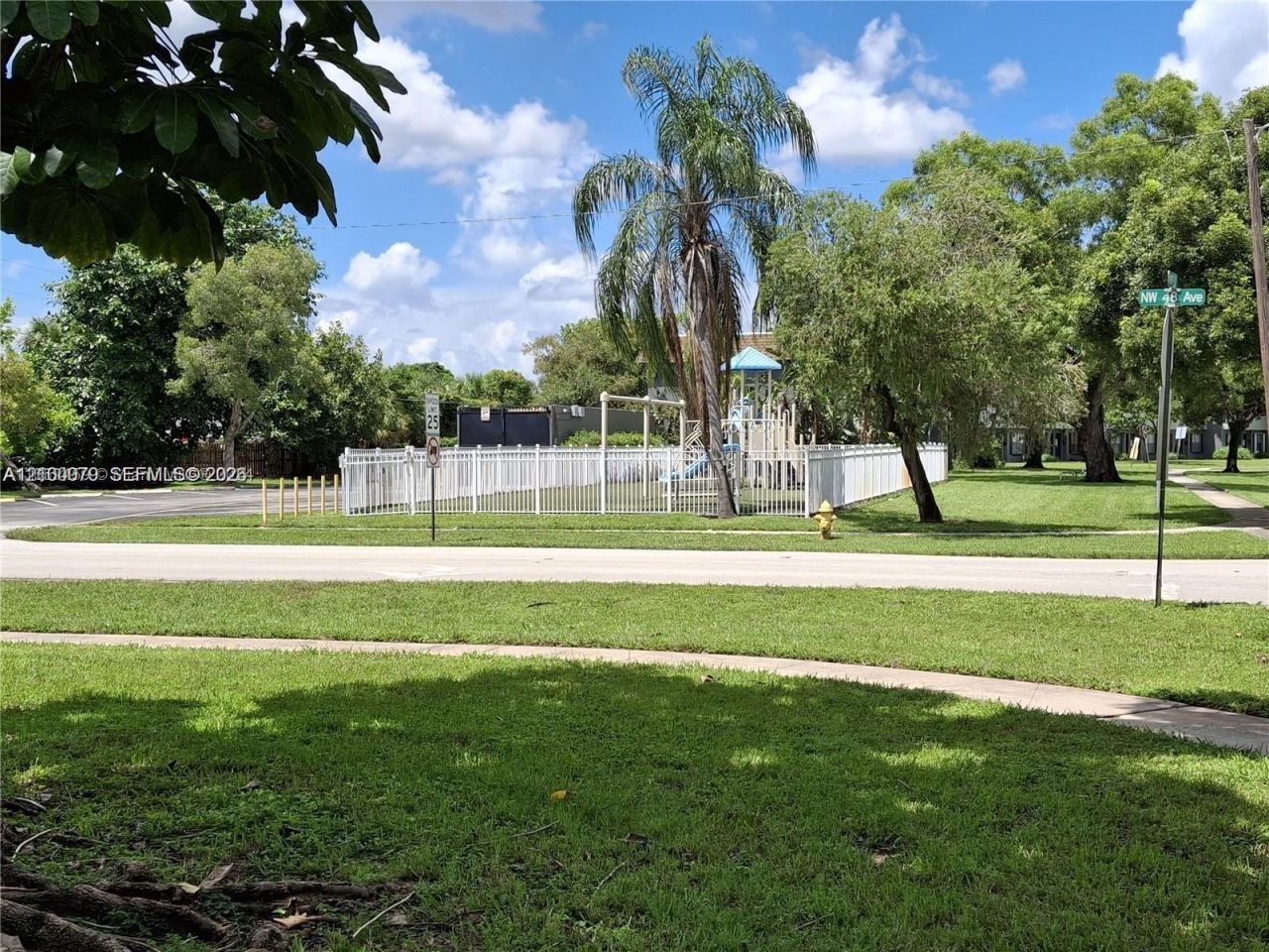 817 NW 46th Ave, Unit 817, Plantation, FL 33317 Photo