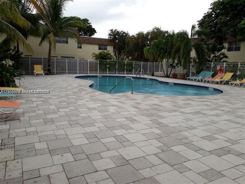 817 NW 46th Ave, Unit 817, Plantation, FL 33317 Photo