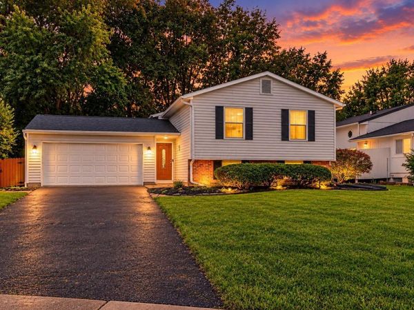 3969 Blueberry Hollow Road , Columbus, OH 43230