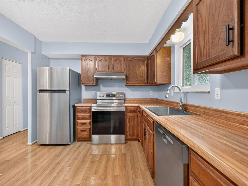 3969 Blueberry Hollow Road , Columbus, OH 43230 Photo 23