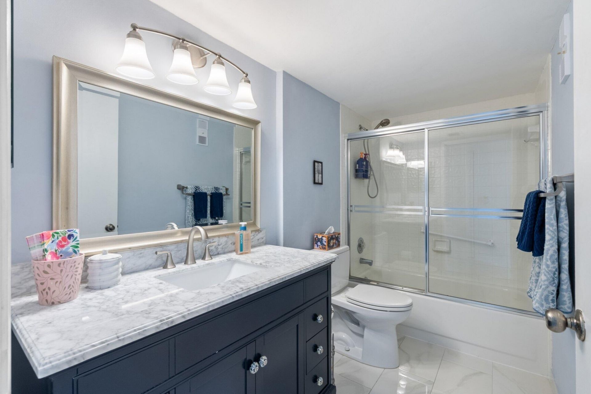 6096 Huntwick Terrace, Unit 206, Delray Beach, FL 33484 Photo