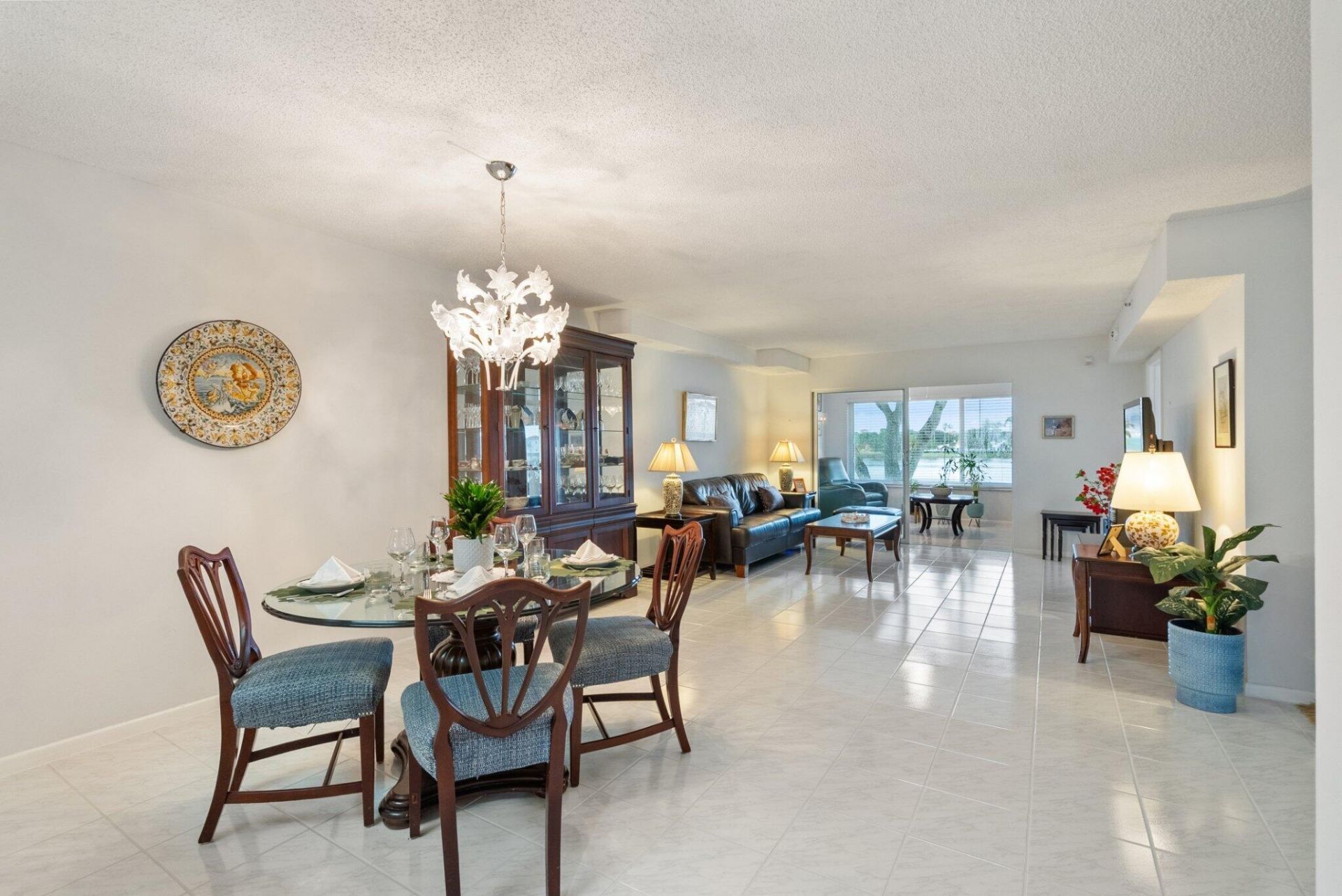 6096 Huntwick Terrace, Unit 206, Delray Beach, FL 33484 Photo