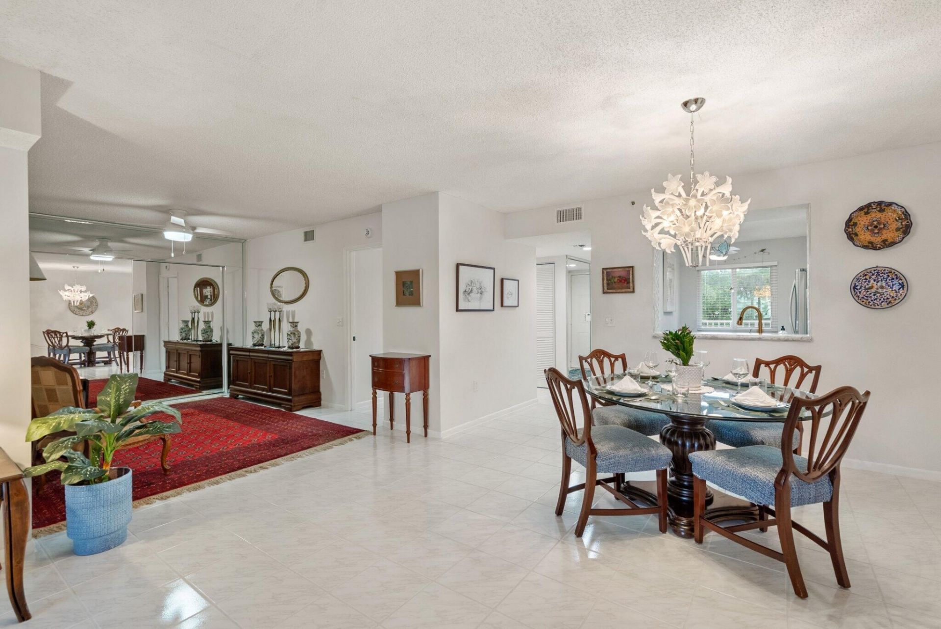 6096 Huntwick Terrace, Unit 206, Delray Beach, FL 33484 Photo