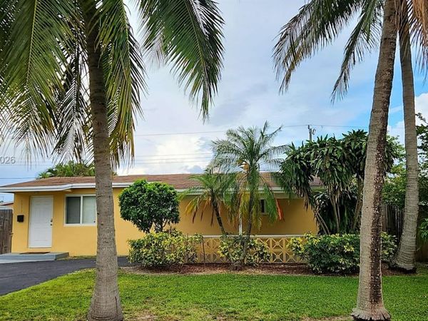 5650 NE 8th Ave, Oakland Park, FL 33334