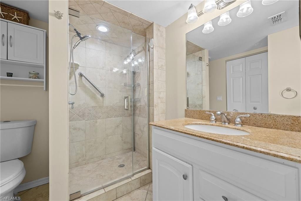 257 Robin Hood Cir , Unit 101, Naples, FL 34104 Photo