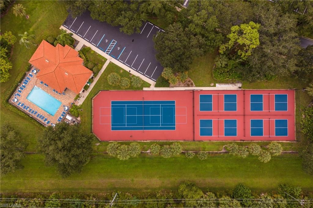 257 Robin Hood Cir , Unit 101, Naples, FL 34104 Photo