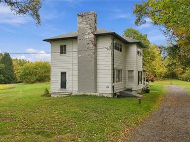 1822 Grover Road, Aurora, NY 14052