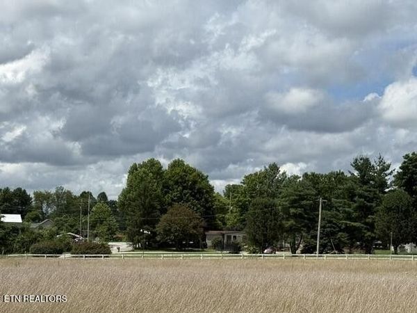 139 S Sycamore Lane , Crossville, TN 38572