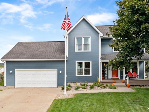 416 North Street, Blissfield, MI 49228