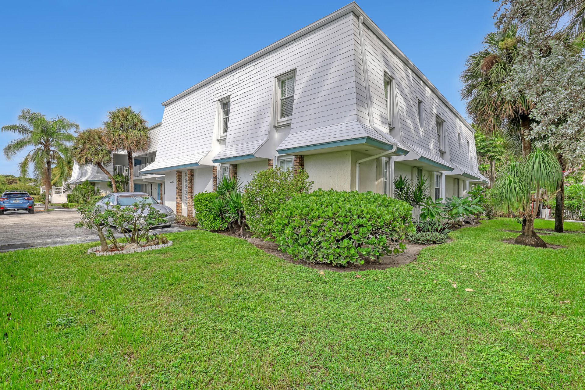 1280 Surf Road, Unit 202, Singer Island, FL 33404 Photo