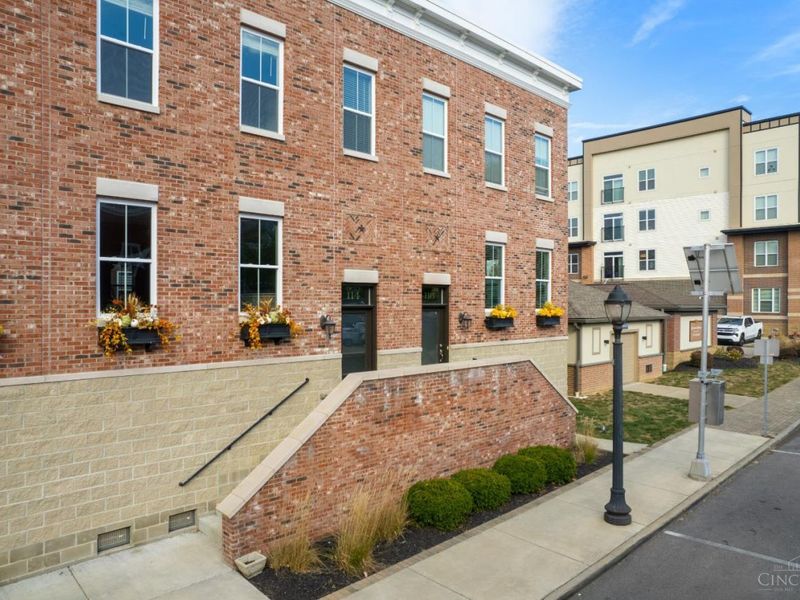 114 Broadway Street, Loveland, OH 45140 Photo 1